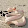 орущая змея