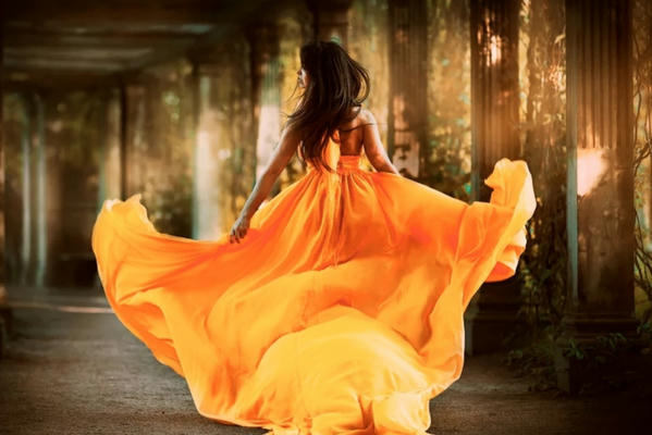 Прелестное жёлтое платьице